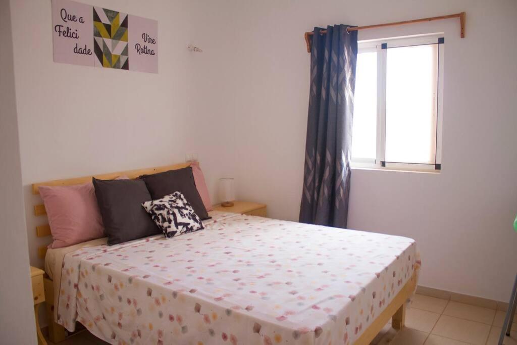 Cosy & Relax Yellow House 5Mn Walk From The Beach! Calheta Exteriér fotografie